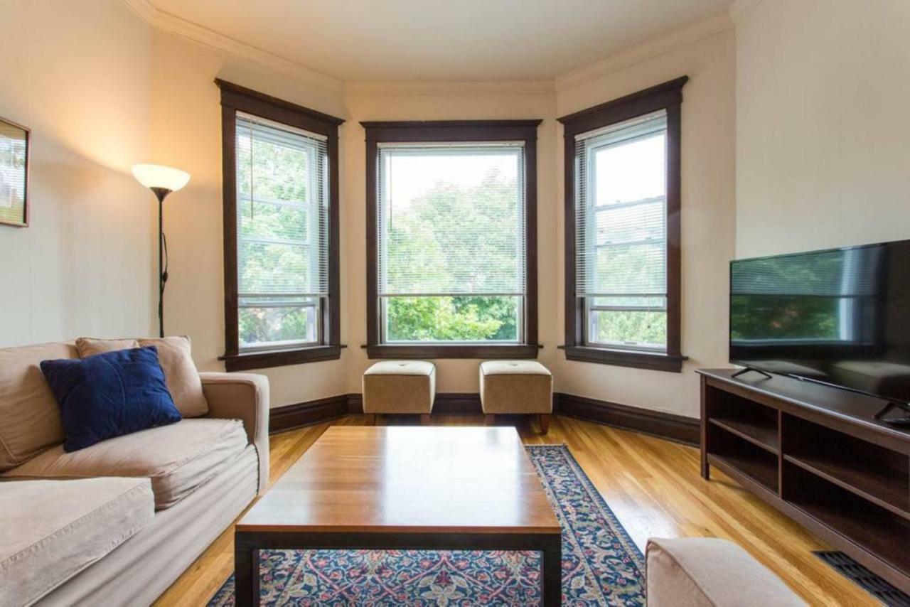 Apartmán Wrigley Oasis! Steps From The Field! - 3Bd 1Ba Chicago Exteriér fotografie